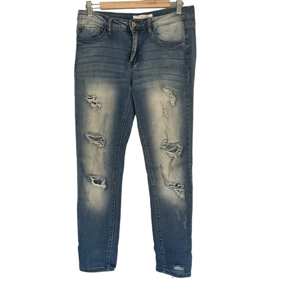 KanCan Denim - KanCan Estilo Distressed Skinny Jeans Size 28 Casual Denim Pants
